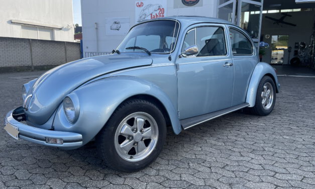 VW 1303 Marathon blau metallic